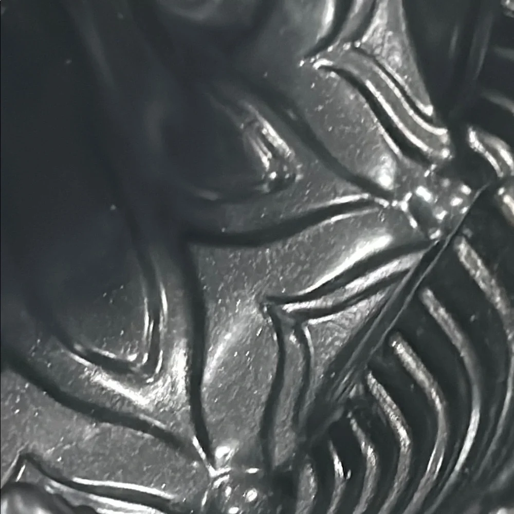 Nordic Ware elegant black